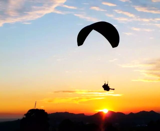 Bir Billing Paragliding