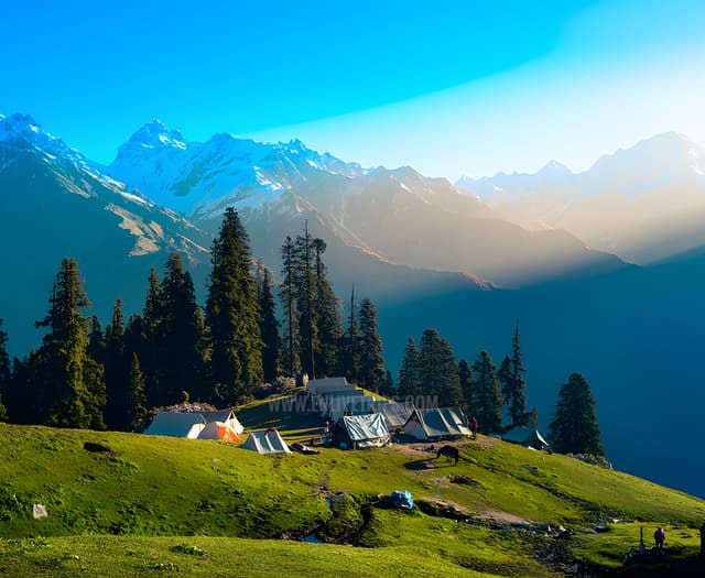 Kasol Kheerganga Trek package from Delhi